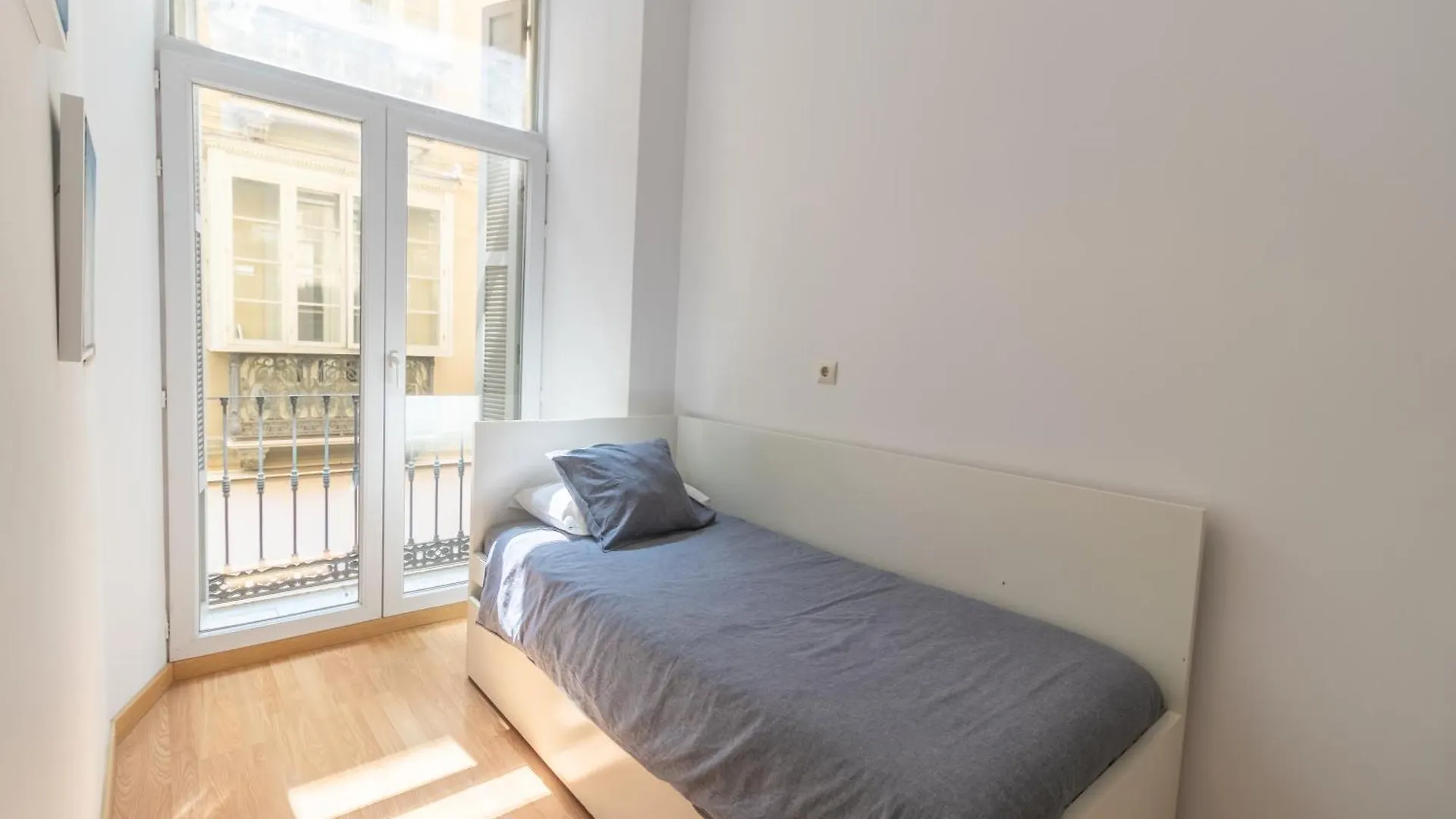 Centro Historico Plaza Constitucion Apartment Malaga