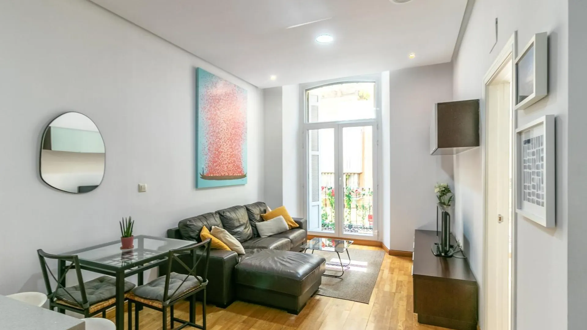 Centro Historico Plaza Constitucion Apartment Malaga